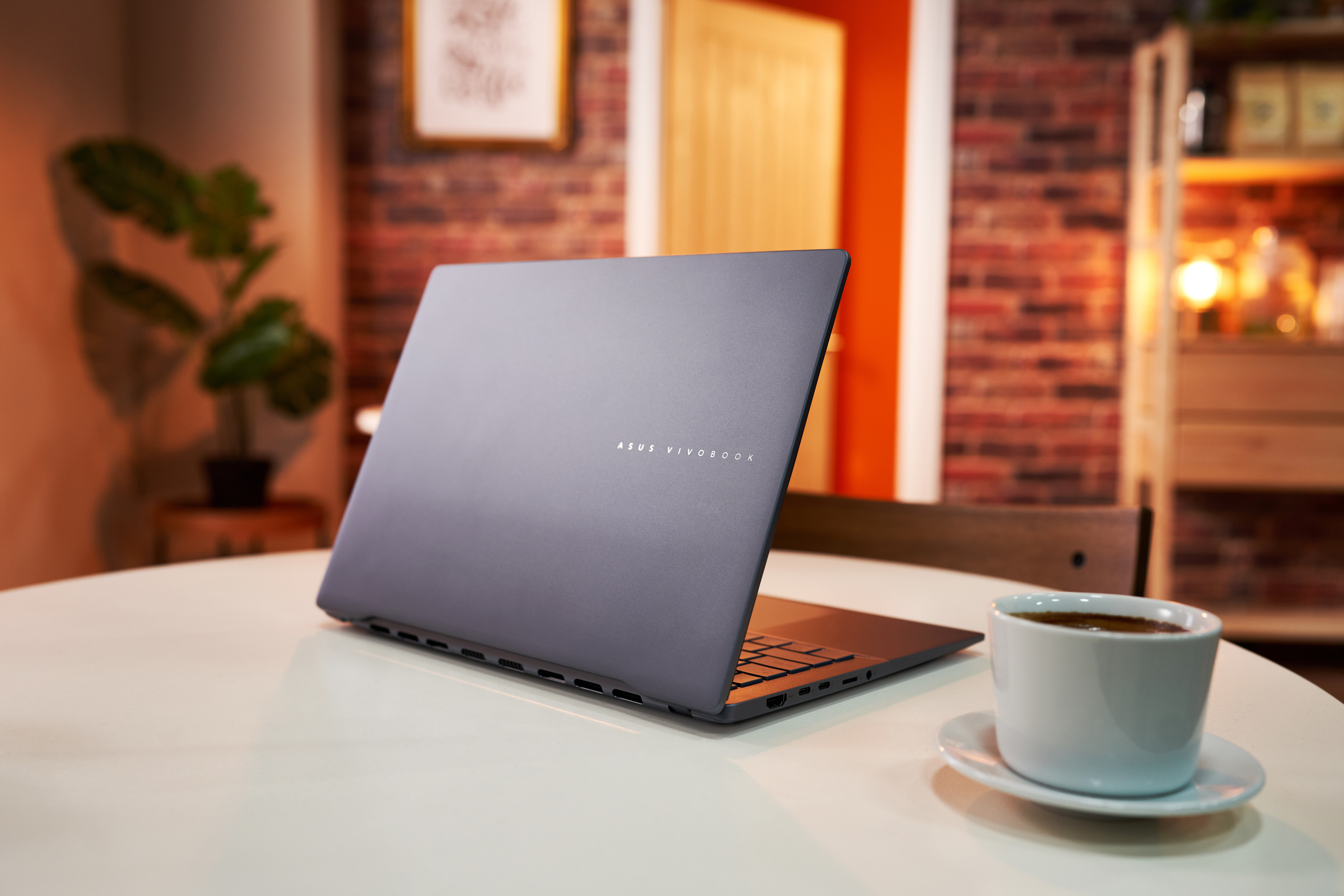 Menjadi Ibu Rumah Tangga yang Produktif Bersama ASUS Vivobook S 14 OLED S5406